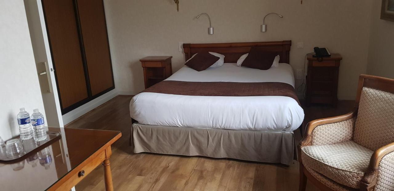 Logis Hotel - Le Relais Saint Vincent Ligny-le-Châtel エクステリア 写真